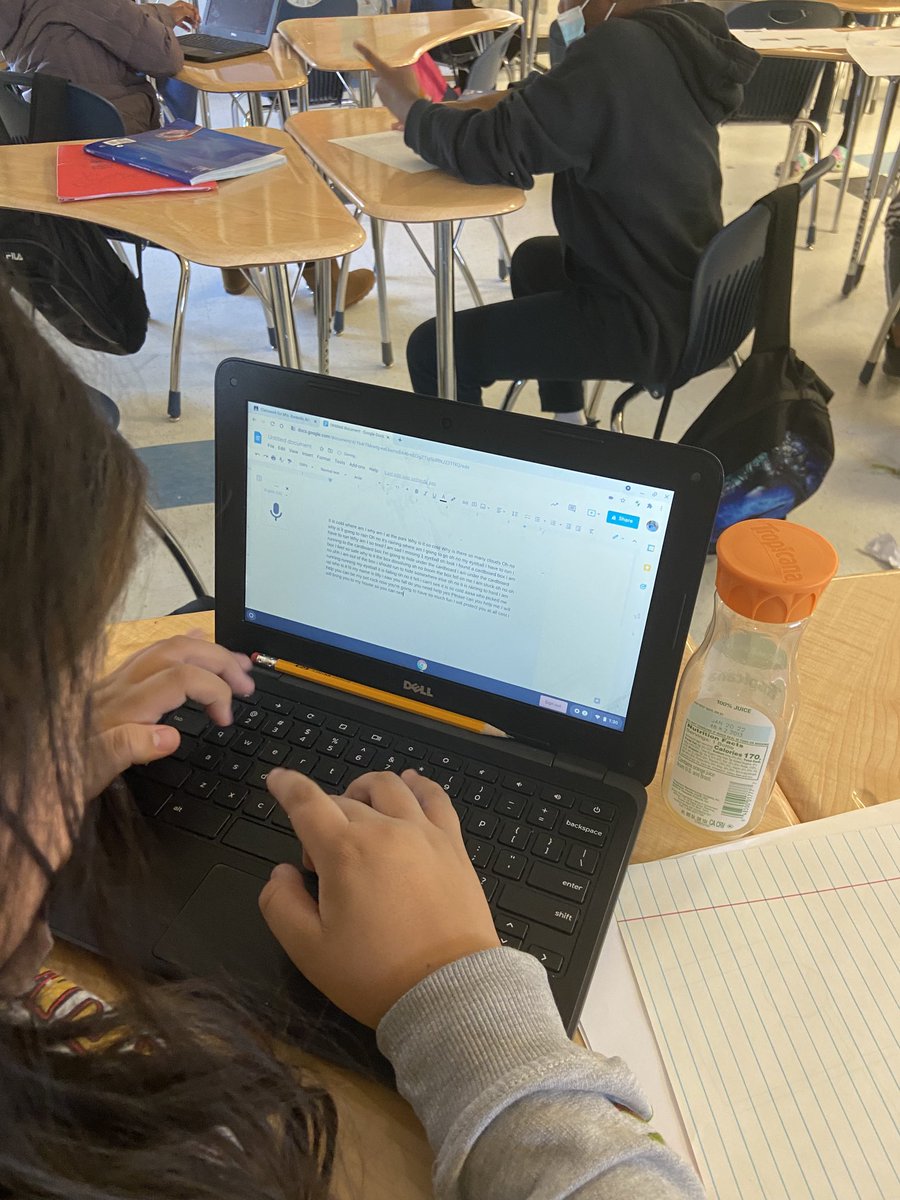 christinaAPMS's tweet photo. 7th graders use candy, write children’s books/comics &amp; read stories about the Grand Canyon to explore weathering and erosion 🪨 🍬 📖 ✍🏽  ⁦@Asbury_ParkSD⁩ ⁦@drminuskin⁩ https://t.co/6HG5LiObFF
