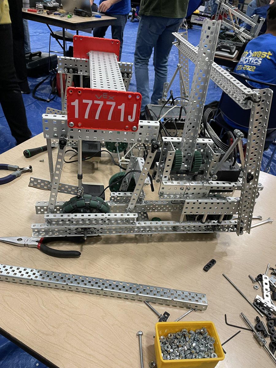 EastHighEng's tweet photo. Omega and Robit are gearing up for competition number 3 today at Gordon Parks.  Wish us luck.  #EastEngineering #BlueAceNation https://t.co/GeTHbtLzX4