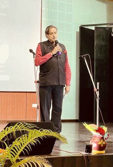 ShashiTharoor's tweet photo. At St Xavier’s Doranda, which I was visiting after 51 years, I was pinned with the badge of the Jesuit Schools alumni association &amp; addressed a wonderful interactive session with students, who asked searching &amp; stimulating questions. https://t.co/d1UUm4ovg1