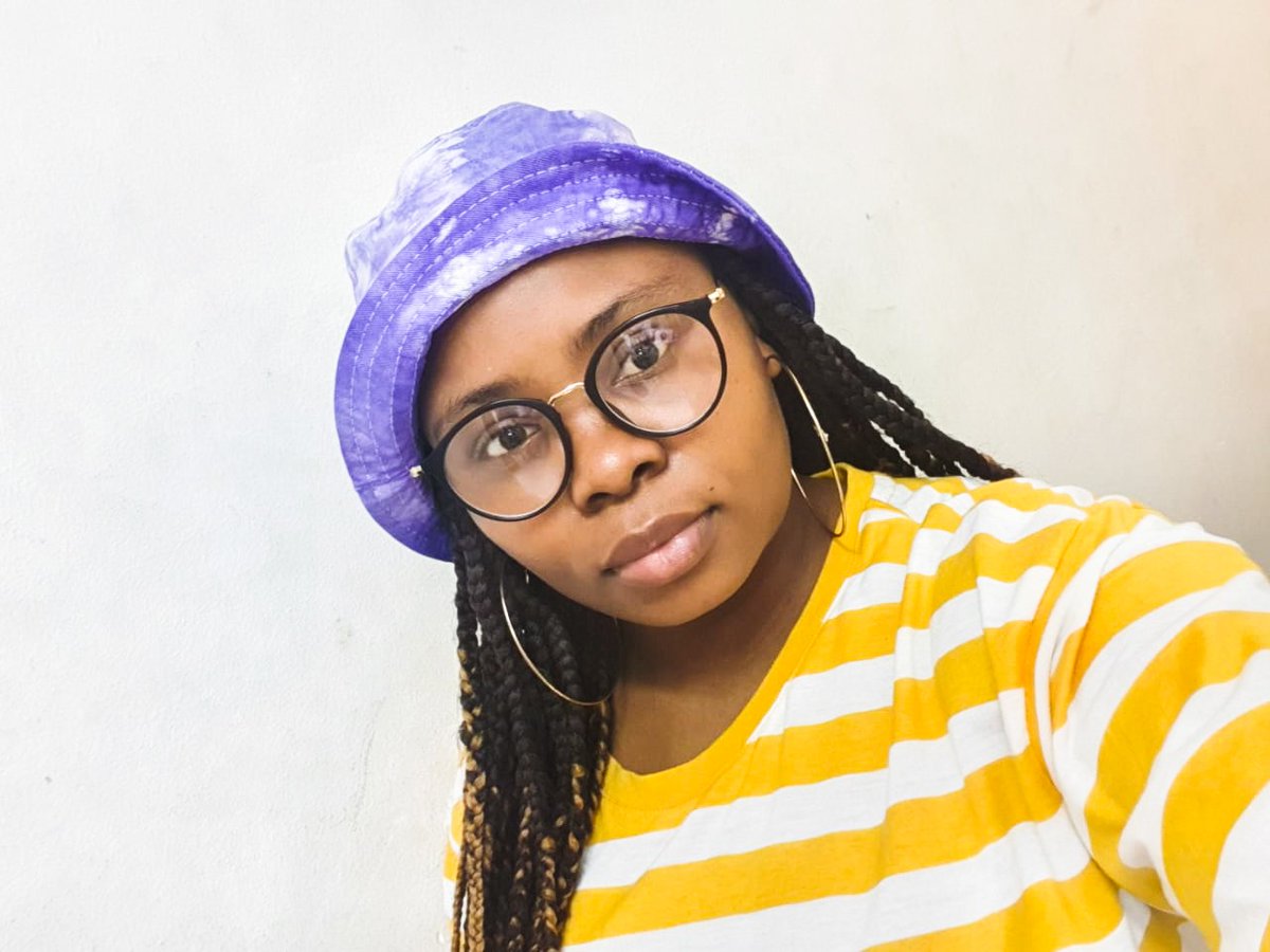 W7Fashion's tweet photo. Just a girl out here loving what she does💜💛

Bucket hats are still available

DM to place your order https://t.co/tdIPS8V3SA