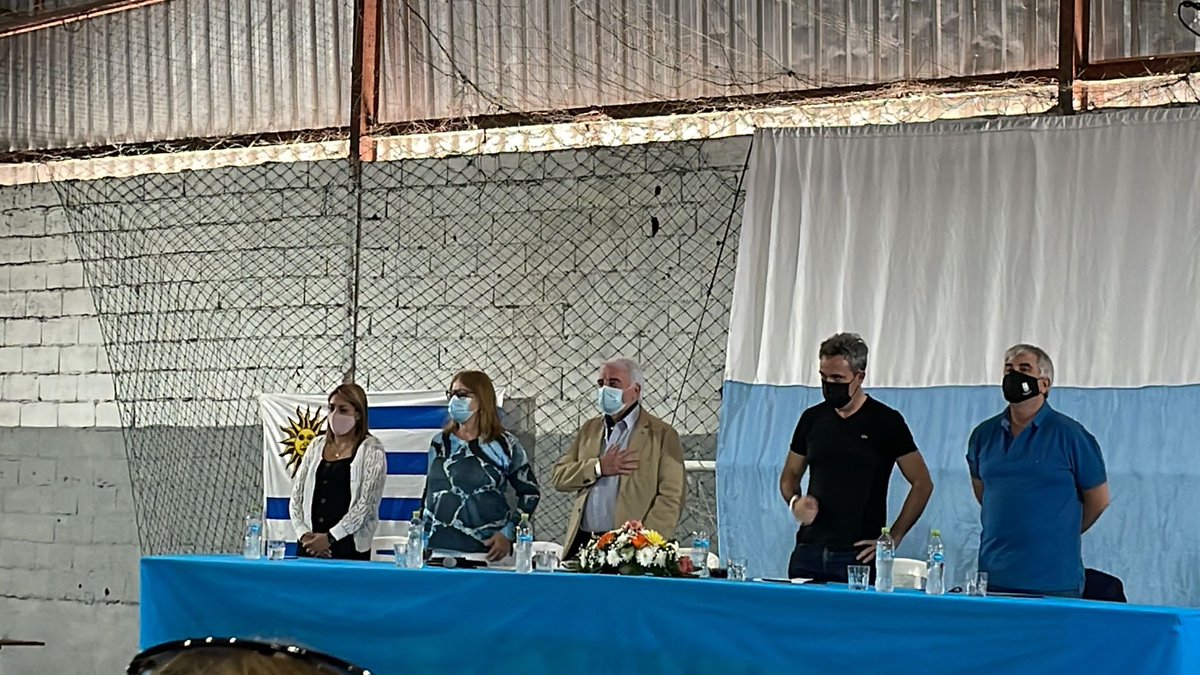 lista20maldo's tweet photo. #lista20maldonado presente en la Convención Departamental de nuestro querido @PNACIONAL 
Estamos haciendo un gran trabajo en lo nacional y en lo departamental. 
Seguimos #trabajandoconcabeza por un mejor país para todos. 

VIVA EL PARTIDO NACIONAL👏
#orgullosamenteblancos https://t.co/zTuA36Kio3