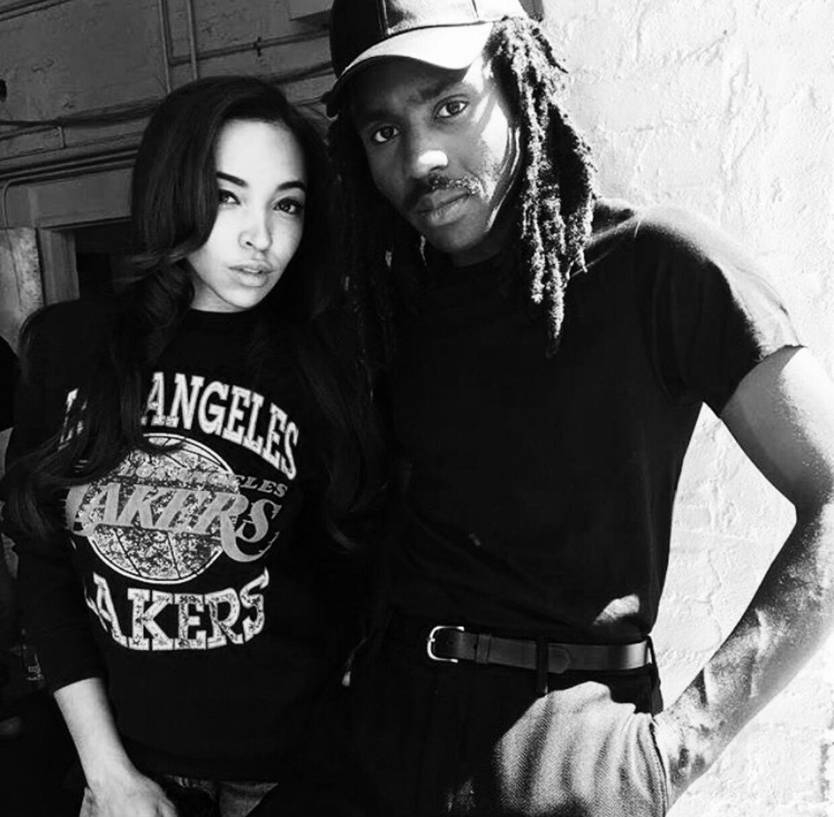 FanHynes's tweet photo. #DevonteHynes #DevHynes #BloodOrange #SwanHouse #Vocalist #Songwriter #Dancer #Director #Producer #Performer #Composer #Collaborater #DevonteHynesFanClub https://t.co/vWcJFIartF