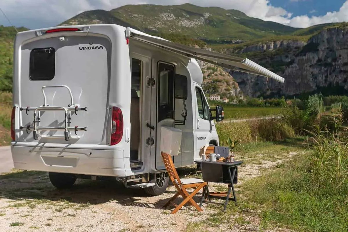 rvlife's tweet photo. Wingamm Oasi 540 Camper Van Has Arrived In The US
#ClassB #motorhome #classbrv #wingamm
https://t.co/GuSyPuhDB7 https://t.co/Ok6nO7xeh0
