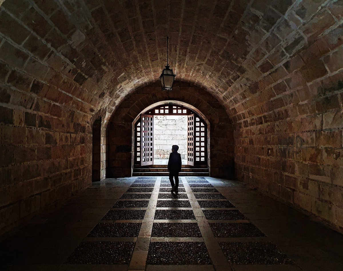 Virginia_Rexach's tweet image. Palma antigua y oscura... #Palma #Mallorca #IllesBalears #photography #MyPhoto #photooftheday