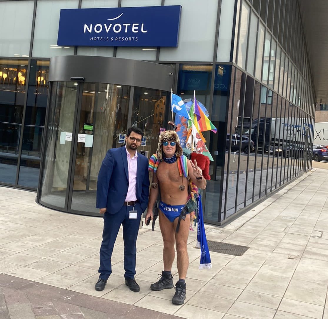 NovotelLeic's tweet photo. Congratulations @speedomick for hitting your target 🎯  of £100,000 in donations 🙌🏻

Best of luck for the final 200 mile hike remaining. You got this in the bag 👏🏻 https://t.co/3oz29uEw5n