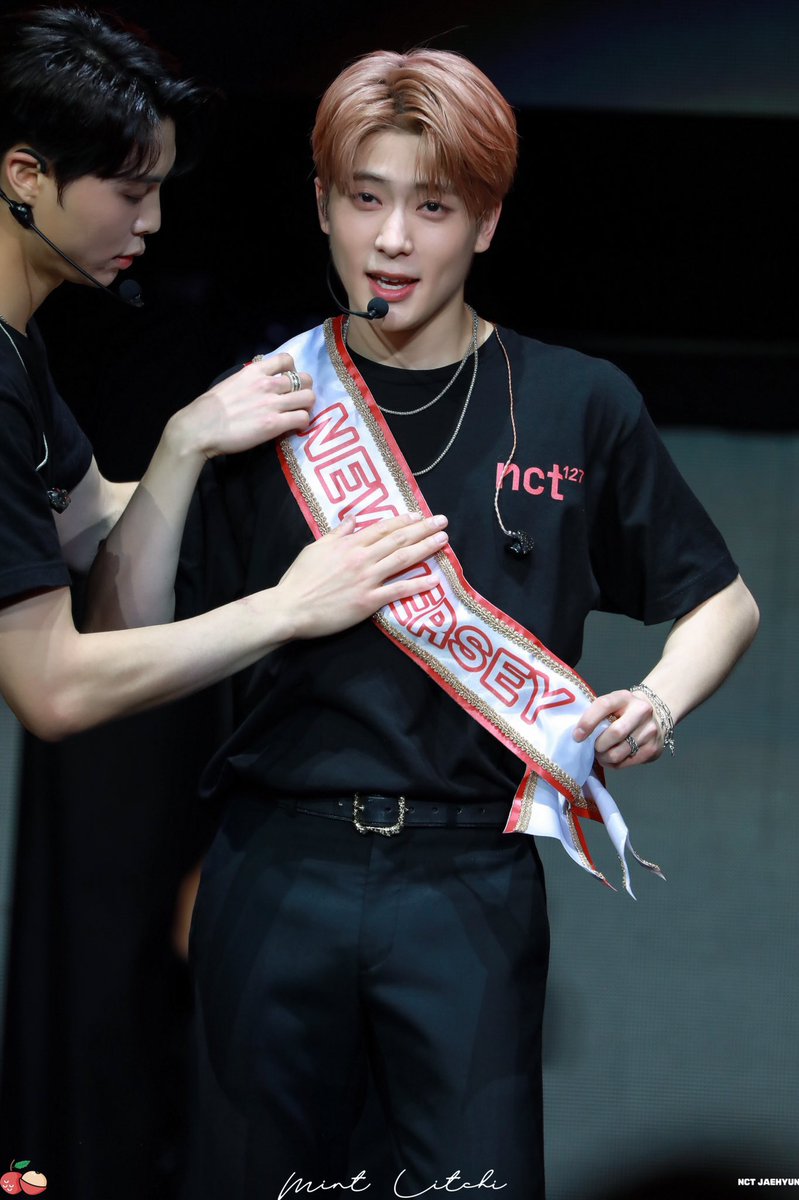 สายสะพายเดียวที่ชีปลื้ม ดูก็รู้ว่าล็อคมง