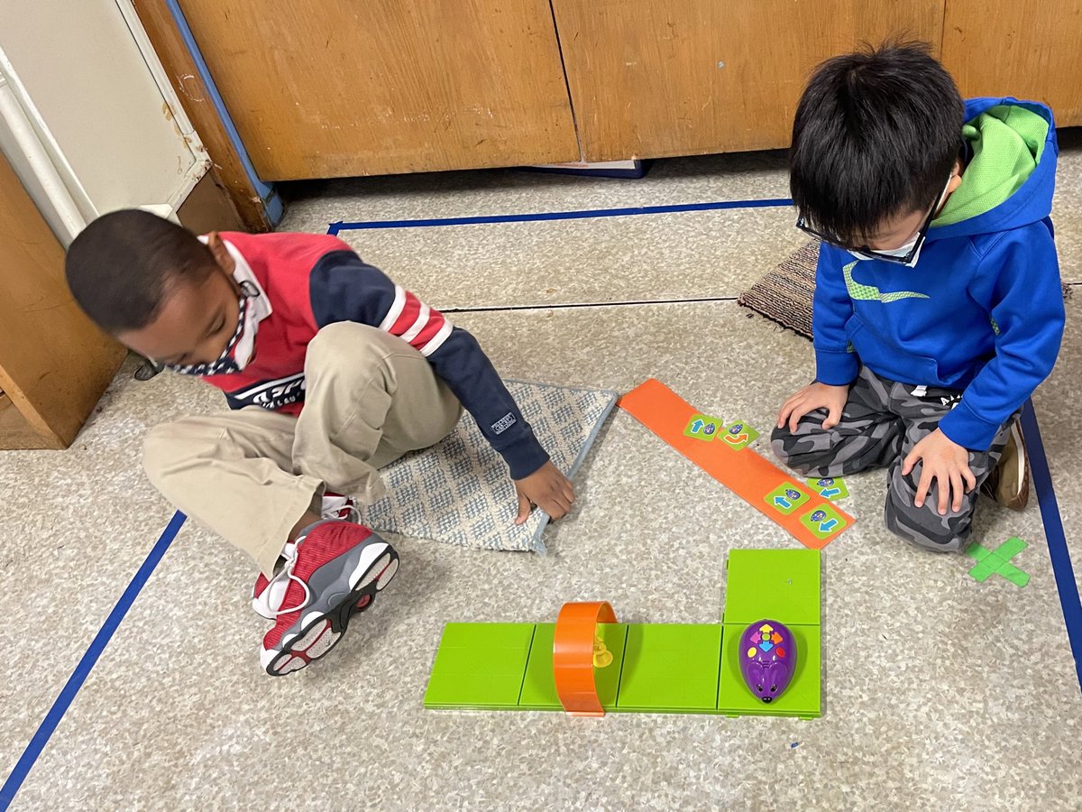 Mrs. Calderon (@ps201tech) on Twitter photo Kindergarten students enjoyed using Code and Go Mouse to practice making algorithms and then programming a robot #csforallnyc <a href="/PS201QSTEAM/">PS 201 STEAM Magnet School</a> Kindergarten students enjoyed using Code and Go Mouse to practice making algorithms and then programming a robot #csforallnyc <a href="/PS201QSTEAM/">PS 201 STEAM Magnet School</a>