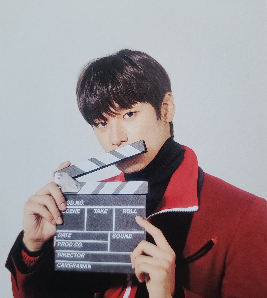 KISSYJEONS's tweet photo. 내 눈이 숨이 마음이 너를 원해 no no breathing https://t.co/cs56OcmlTR