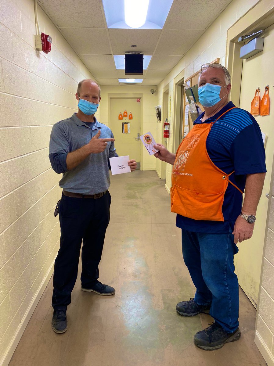 Congrats to Danny on 23 years of Service! You’re a gold mine ! 🙌🏼🎆😁 #0263strong #orangelife <a href="/thayer_eric/">EricThayer</a> <a href="/patrick_vaught/">Patrick Vaught</a> <a href="/thd_cj/">Cj Buckland</a> <a href="/Dawn0263TRC/">Dawn</a> <a href="/Debbie0721/">Debbie Green</a> <a href="/EddyAtTHD/">Eddy</a> <a href="/JoseOrtizjr263/">JOSEORTIZJR263</a> @GilyvetteP <a href="/OvidioGuzman77/">Ovidio Guzman</a>