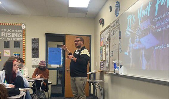 It was great visiting <a href="/GEHS_EdRising/">GEHS Educators Rising</a> students. Talking about what it takes to be a successful college student &amp; <a href="/emporiastate/">Emporia State Univ.</a>. They can do it all on campus or stay close to home <a href="/JCCCtweet/">Johnson County Community College</a>. <a href="/GardnerEdgerton/">Gardner Edgerton USD 231</a> <a href="/GEHSBlazers/">Gardner Edgerton High School</a> <a href="/bellfgehs/">Frank Bell</a> #strongertoGEther #esu #StingersUp <a href="/ESUadmissions/">ESU Admissions 🐝</a>