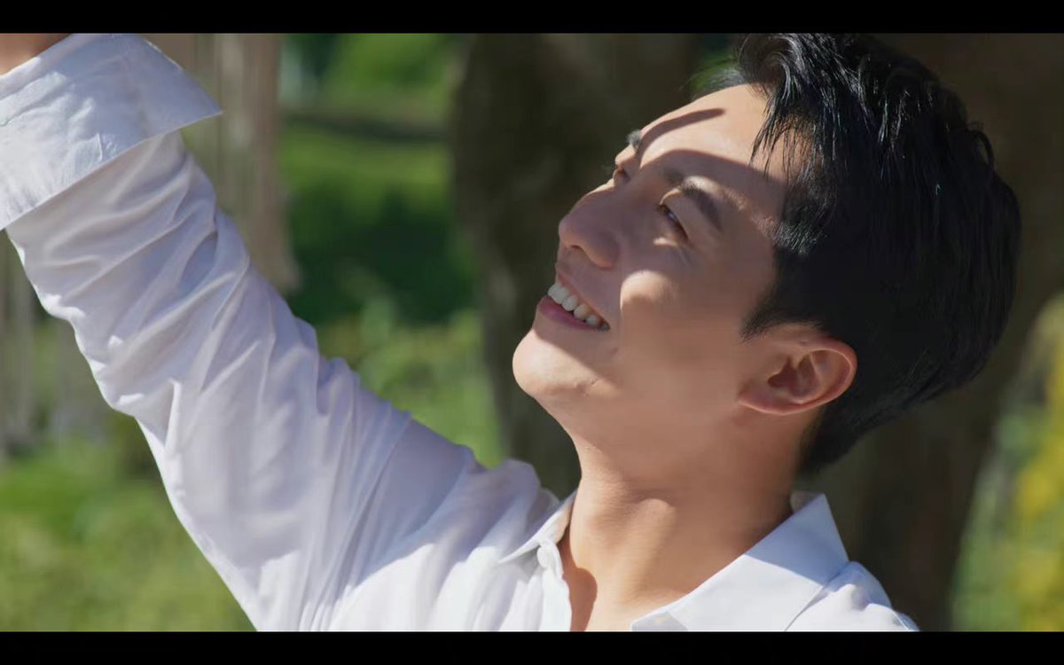 昇基...太...帥...喇...😍😍😍
著上白恤衫的CEO在曬太陽☀️
#LeeSeungGi #이승기 #李昇基
#NewWorld虛擬貨幣爭霸戰 #Netflix