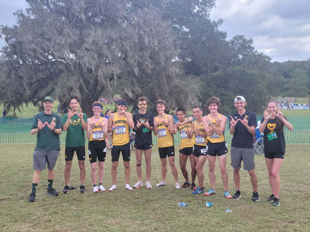 Wayne St. U. T&F CC tweet media