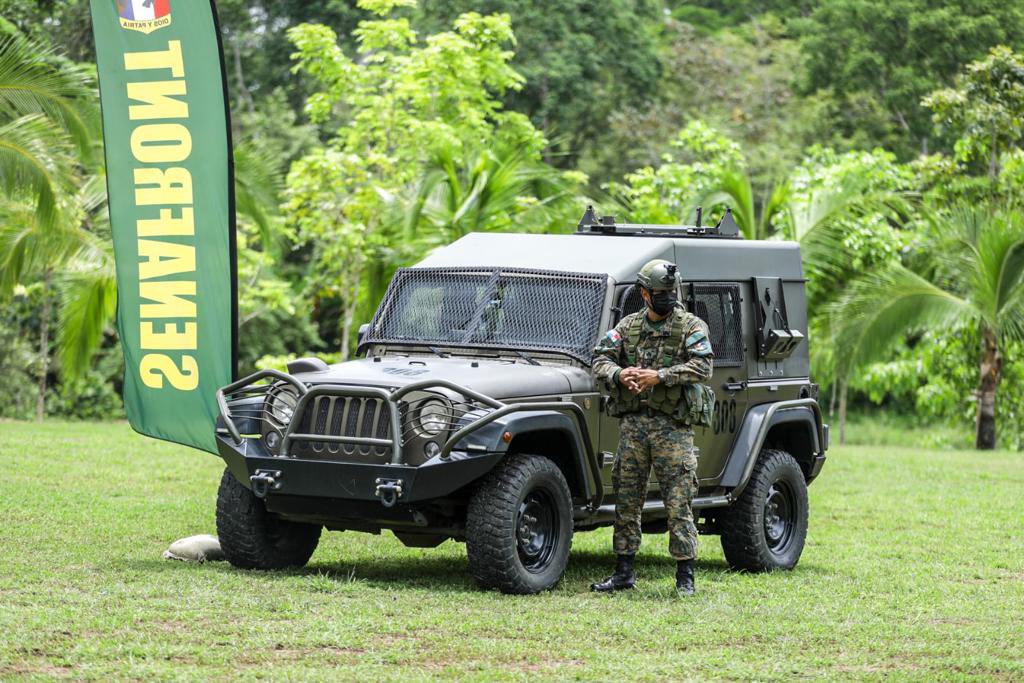 Felicito a <a href="/SenafrontPanama/">SENAFRONT PANAMÁ</a> en sus 13 años de servicio a la patria, mujeres y hombres que protegen nuestras fronteras y velan por la seguridad de cada panameña y panameño. ¡Gracias por su compromiso y disciplina! 🇵🇦