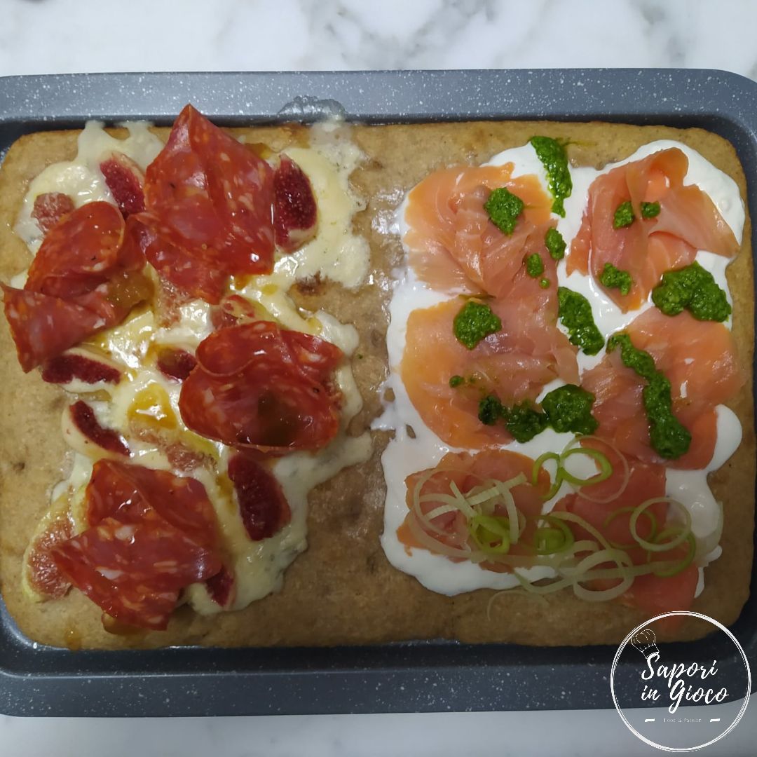 SaporiInGioco's tweet photo. Stasera che si mangia?
Beh, sabato=pizza 🍕🍕
Voi come la preferite? Fateccelo sapere nei commenti 😜
#pizza #fattoincasa #sabato https://t.co/QPN7KJQFFg