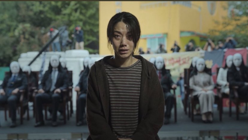 JanaeSavagexo's tweet photo. Man listen this show did not disappoint. Had me on edge the whole time. It’s definitely a must watch! I can honestly say I’m a Fan of Korean shows and movies at this point. 🔥🔥#Hellbound #Netflix #newtruth https://t.co/Qef0R7146L