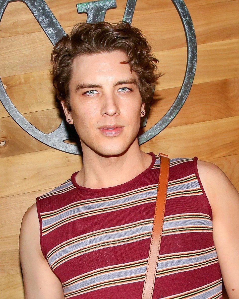 Cody Fern tweet media