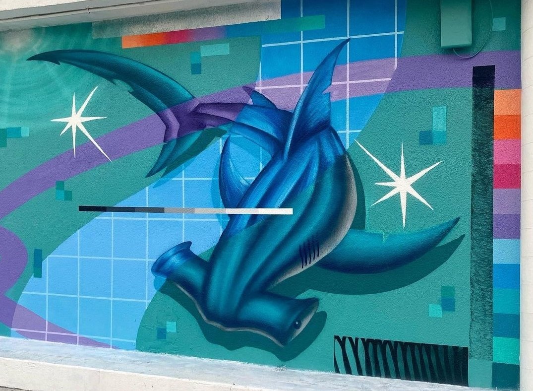 CFlipNFT's tweet photo. Recent #SharkBasel #Grabisms mural by #Grabster 💯🔥
#ViceCityMarina https://t.co/mXddUJFBcU