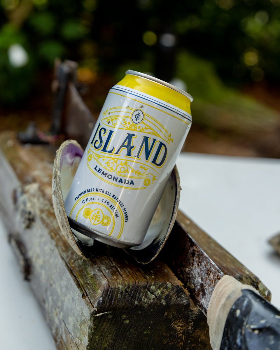 islandbrandsusa's tweet photo. That's one big pearl! 🍋 

@islandcoastallager
#islandlocals #localsonly #islandbrands https://t.co/Qb24tXxL7b
