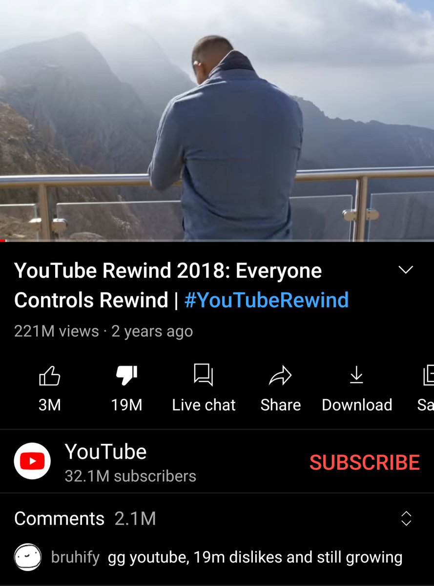 PapaLixso's tweet photo. @MKBHD Aún no muere 😂 https://t.co/CSrv9c0Icb