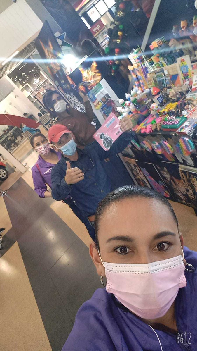 GoPreki's tweet photo. ¡Nuestro Street Team en #Preki sigue recorriendo miles de negocios y emprendimientos en todo Latinoamérica!
Cada vez más usuarios se dan cuenta de lo fácil que es vender en línea y en tan sólo 30 segundos.
Somos el #EcommerceParaTodos https://t.co/ZpF4ACKVeS