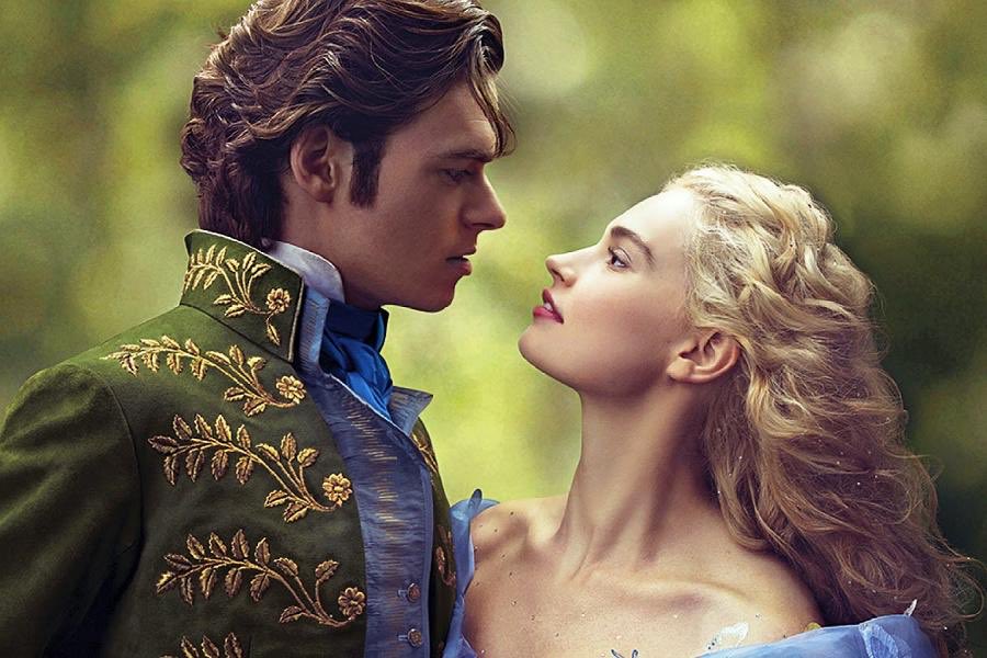 roxannesdiamond's tweet photo. Lily James and Richard Madden work together again challenge https://t.co/3NHL3hjzxU