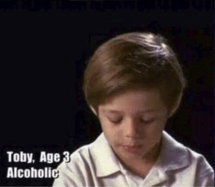 TrollFootball's tweet photo. Toby is a Man Utd fan https://t.co/xYZ25vXbT1