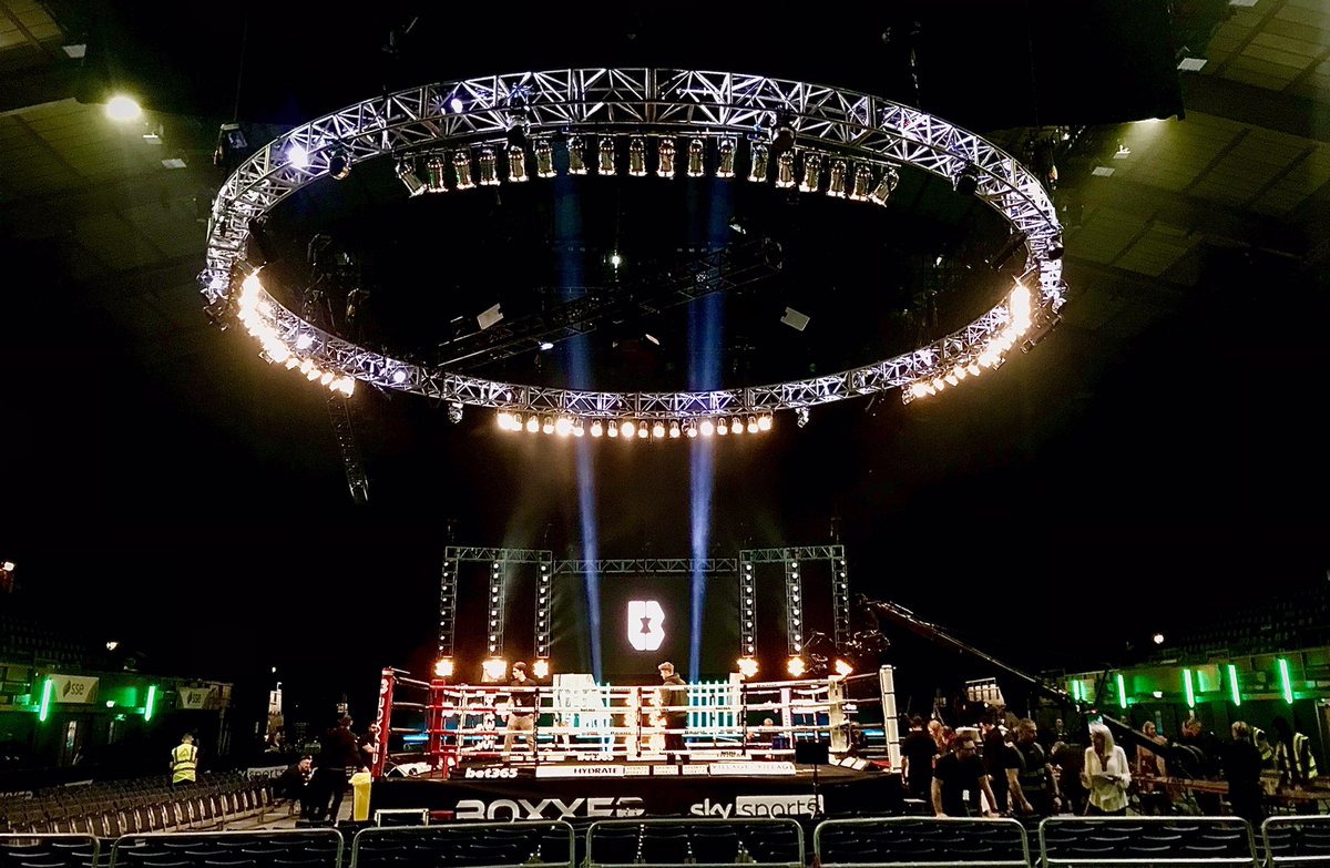 scantechmedia's tweet photo. Boxing tonight at Wembley Arena for Boxxer/Sky https://t.co/d9BEdWU6AN