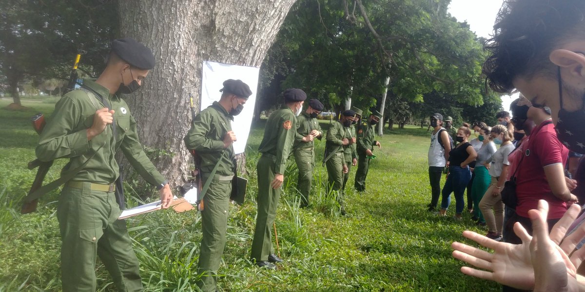 En el área de Soldado para la Defensa los estudiantes de primer año de <a href="/Fac4UCI/">Facultad 4 UCI</a> continúan su #BastionUCI2021 #BastionEstudiantilUniversitario <a href="/universidad_uci/">Universidad de las Ciencias Informáticas</a> <a href="/CubaMES/">MES</a>