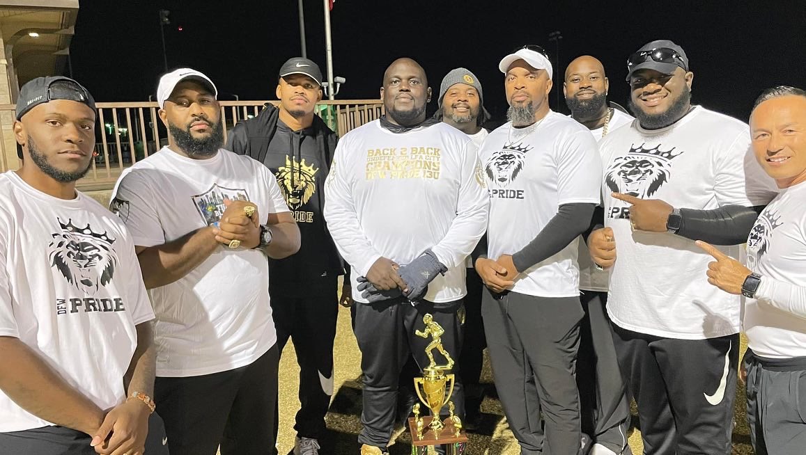 rickjtx's tweet photo. Houston Here We Come ~ Road to Nationals!!
DFW PRIDE 13U vs FW Tigers
AYF Regional Championship Game
Kempner High School
Sunday, 11/21/2021: 4:30 PM
14777 Voss Rd, Sugar Land, TX 77498
A ticket to AYF Nationals on the line. 
#thecoalition #dfwpride https://t.co/byvz3qxcl6