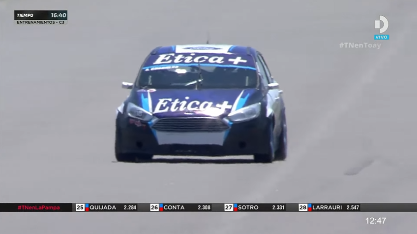 Apat_TN's tweet photo. El debutante @AyrtonChorne abre su giro veloz a bordo del Ford Focus de @MartosCompetic1 

#TNenLaPampa https://t.co/OrlF6OgS5Z