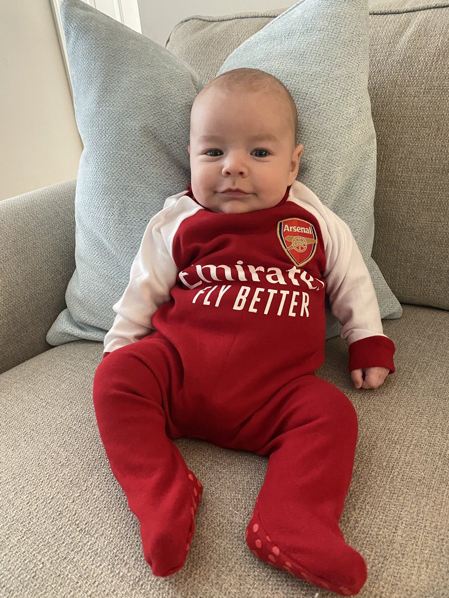 bsstump05's tweet photo. Emmett is ready for the big one. Come On You Gunners! @Arsenal @PLinUSA @NBCSportsSoccer https://t.co/iBwyxv8NfE