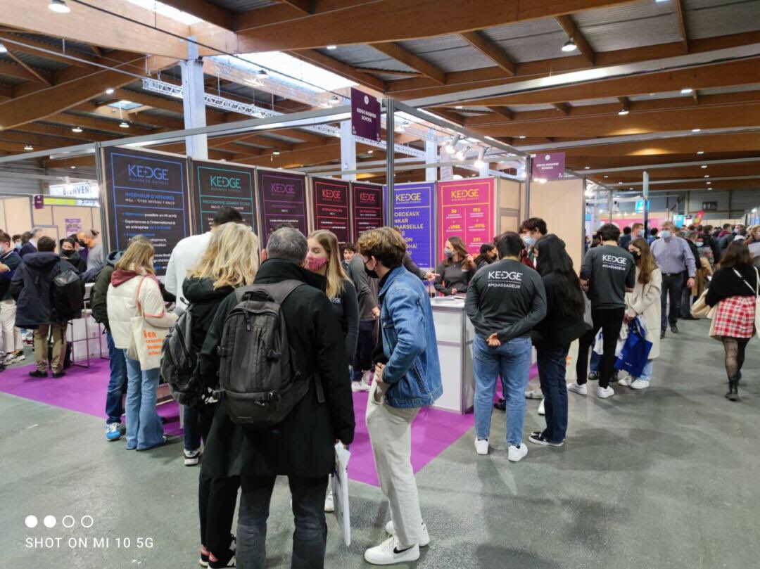 Rdv 20/21 novembre sur le stand 10 <a href="/KedgeBS/">KEDGE Business School</a> sur le salon des Grandes Écoles de <a href="/s_grandesecoles/">Studyrama G Ecoles</a> à Paris Évent Center. Nos équipes ainsi que nos étudiants vous attendent pour répondre à toutes vos questions !