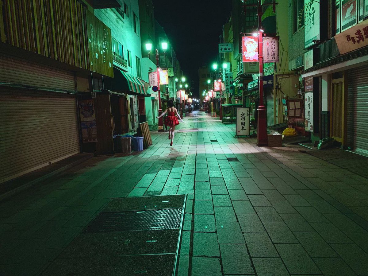 acid666host's tweet photo. 'perfect blue' by roruraing https://t.co/pYWu0AUwYj