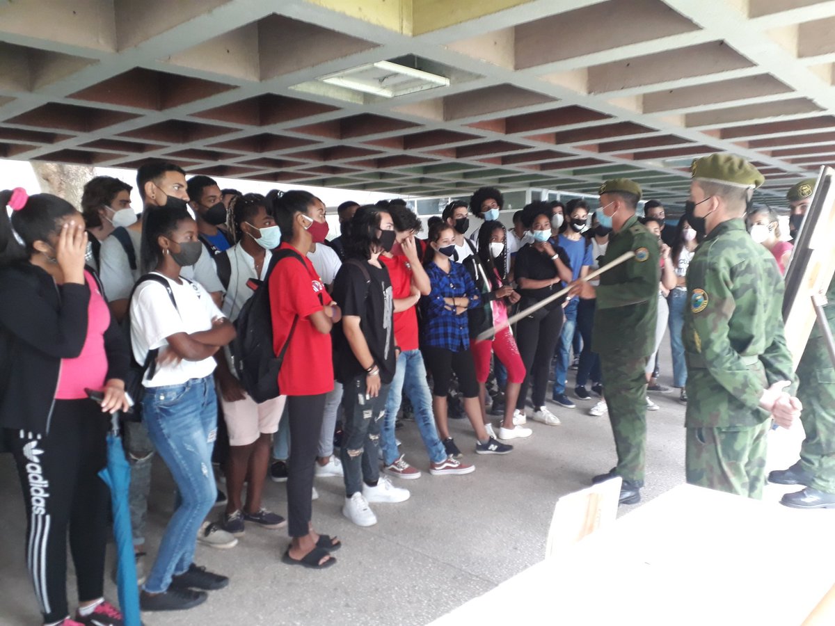 Diversas actividades hoy en el <a href="/AlmaCujae/">Alma Cujae</a> como parte del día nacional de la #Defensa. Prepararse para defender la #Patria es un deber cívico de todo ciudadano.

#CubaViveyVence 🇨🇺💪