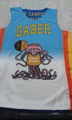 GABERSPORTS's tweet photo. En aquel V #campusgaber de 2015 nuestra mascota #Gaberusa se hizo protagonista de las equipaciones oficiales reversibles donde predominaron los tonos celestes de nuestra #Marbella https://t.co/WvJ4UZ7dEA