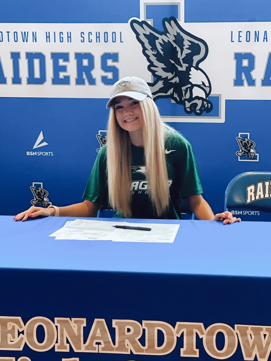 uproarlax's tweet photo. Uproar player, Promise Morgan, signs her NLI to play lacrosse at Wagner College! Congratulations!
#uproarlacrosse https://t.co/A3XirWcaOJ