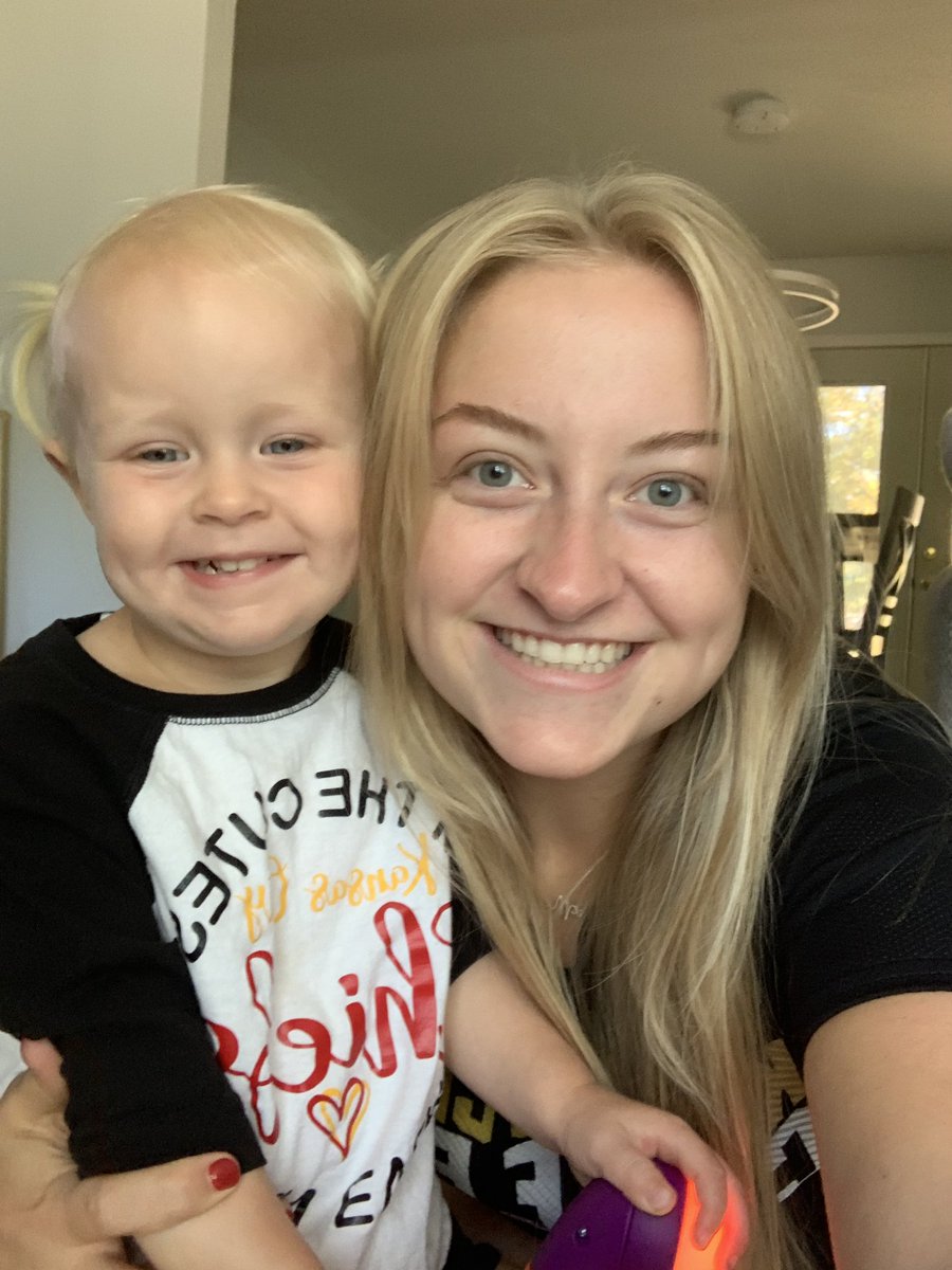 tabithasrose's tweet photo. Some updated pics from my mini and I from this fal🥰❤️ https://t.co/bzYpZQnFhT