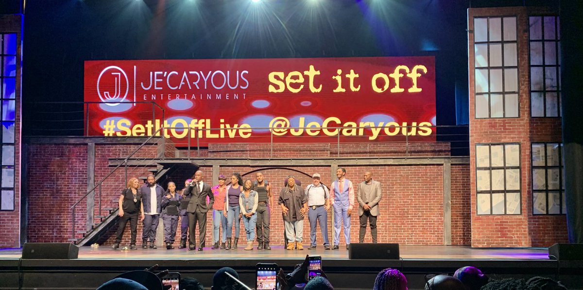 jmm869127's tweet photo. There’s still two shows you can see live today of #SetItOffLive at the beautiful .@LAOrpheum in @downtown_la @CCA_DTLA @HistoricCore @southparkla get out and support live theatre @JeCaryous https://t.co/4cHRsTf9bt