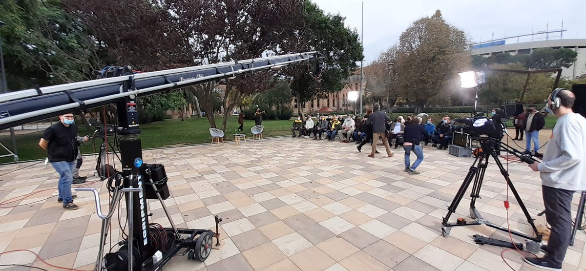 diba's tweet photo. Tanquem aquí els #PremisADF2021 i agraïm de nou la tasca voluntària de les Agrupacions de Defensa Forestal, recordant que sense ell@s els nostres boscos són com volem. Pots tornar a veure'ls aquesta nit a les televisions locals de @laxarxa
🗓22.30h
📺https://t.co/QtXHZazLUJ https://t.co/DNcqHtEK1G