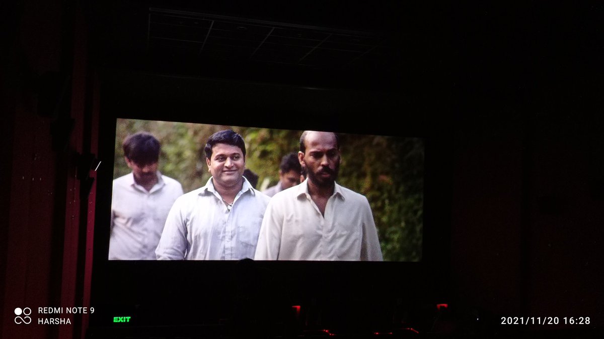 harshith_1901's tweet photo. #ggvv
Abbbbaaa entha movie marrae !!!
💥💥💥
@shetty_rishab .
@RajbShettyOMK 
Chindhi guru !! https://t.co/DDkr7OCrXk