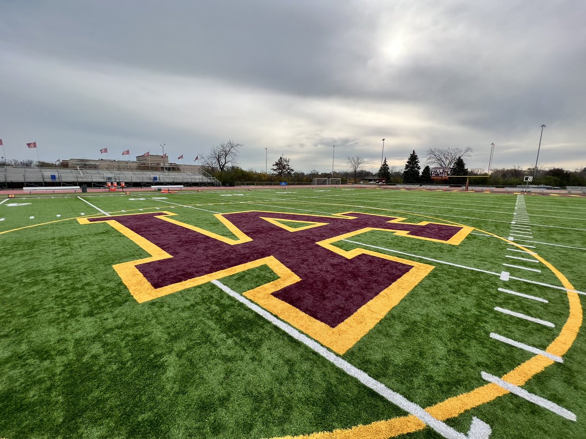 CN100Sports's tweet photo. CN100Sports #GameoftheWeek @LockportHS205 vs @LoyolaAcademy Football LIVE today at 12:45pm @NFHSNetwork replay on Comcast Channel 100 Sun at 12&amp;4pm or anytime on #XfinityOnDemand under "Get Local" - “All High School Sports” more info at https://t.co/Wf72bOmSJP https://t.co/MTaJK2rz1m