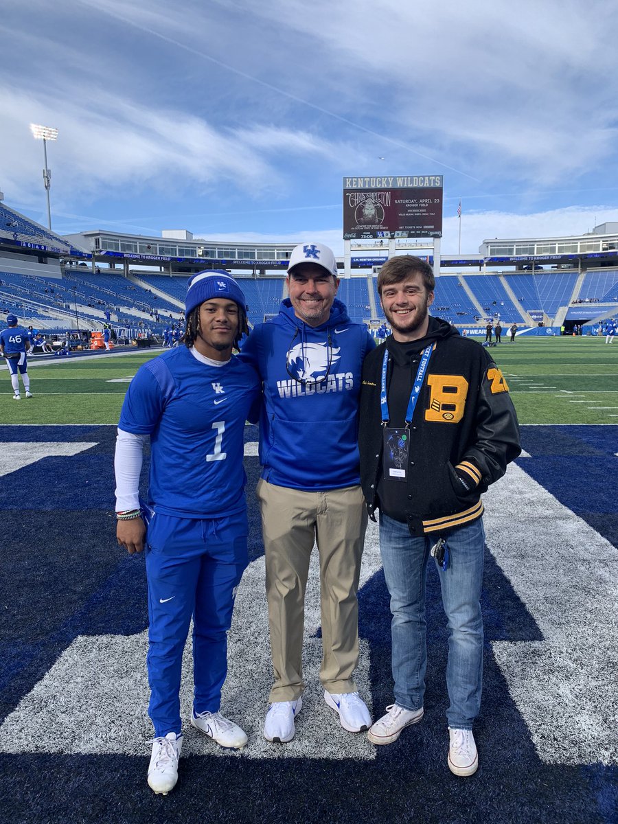 colelanterrr's tweet image. WOW! Beyond blessed to receive my 3rd Division 1 opportunity from the University of Kentucky!💙🤍 #BBN @UKCoachStoops @CoachPerry_UK @vincemarrow