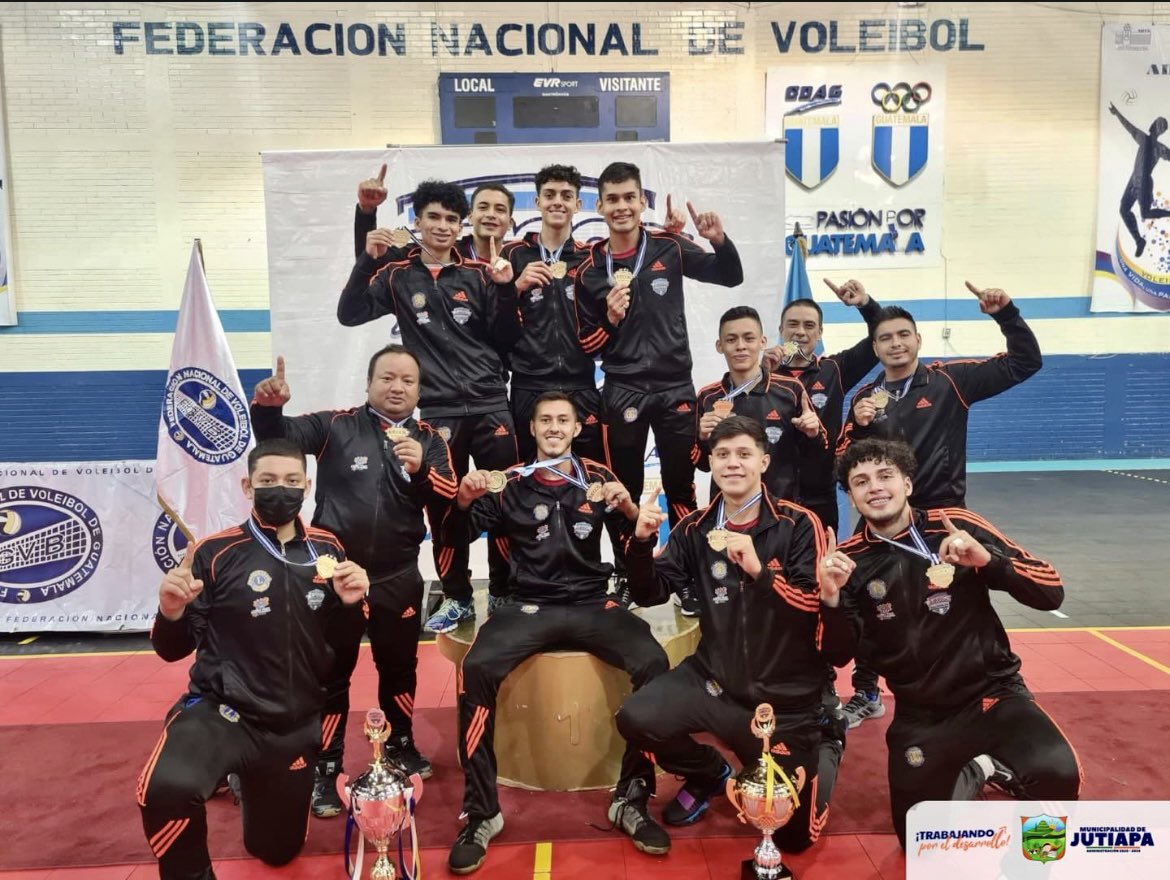 Las selecciones de Vóleibol de Jutiapa, categorías Infanto Masculino y Juvenil Masculino se coronaron CAMPEONAS NACIONALES
#TrabajandoPorElDesarrollo
#MuniJutiapa