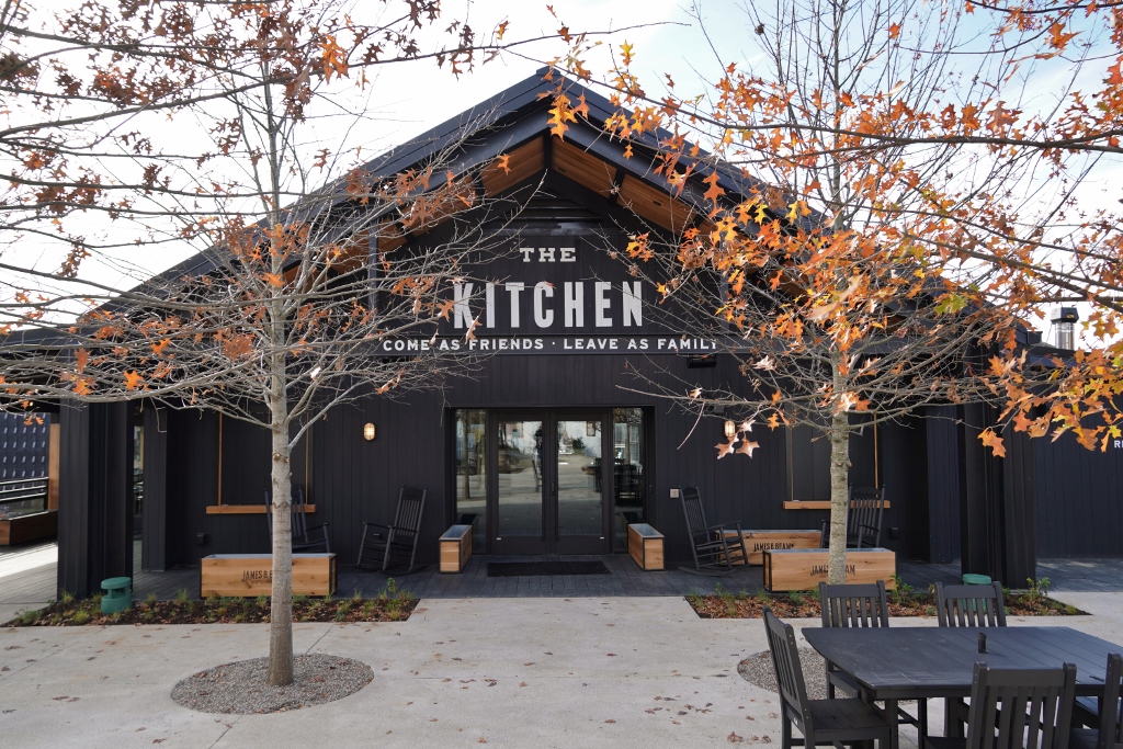 DistilleryTrail's tweet image. A Day on the Trail: James B. Beam Distilling Co. Officially Reopens for Tours &amp;amp; Tastings.

Get an inside view of the new full-service restaurant &apos;The Kitchen Table&apos; that is helping to redefine the @KyBourbonTrail.  
@JimBeam #TheKitchenTable #Bourbon
distillerytrail.com/blog/a-day-on-…