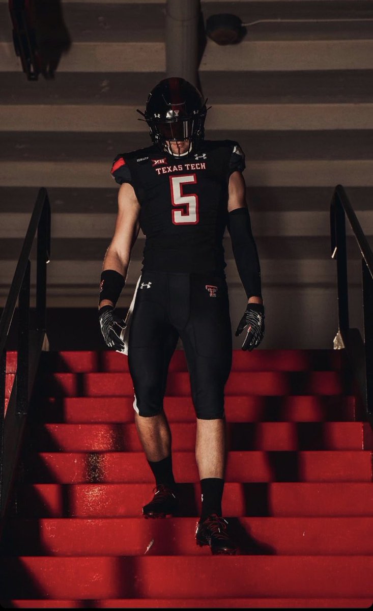 After a great talk with Coach McGuire I am blessed to receive my 1st offer from the University of Texas Tech!@JoeyMcGuireTTU <a href="/oakridgefb/">War Eagle Football</a> @CoachRob09