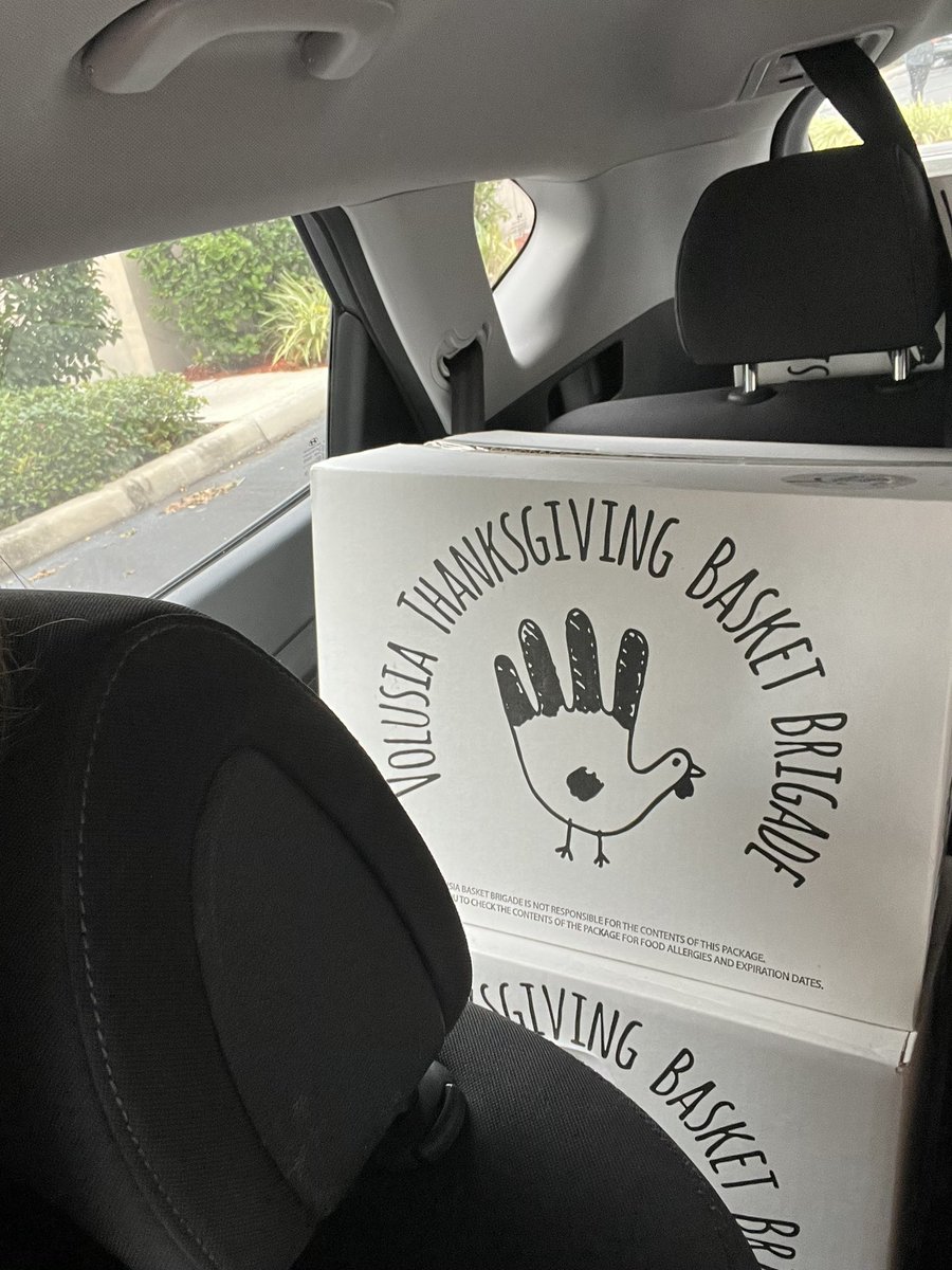 shankknowsedu's tweet photo. Out with my twin @MsE_teaches delivering boxes for the #VolusiaBasketBrigade in Deltona!
#TurkeysOnTheTable https://t.co/PzJ6c29tyu