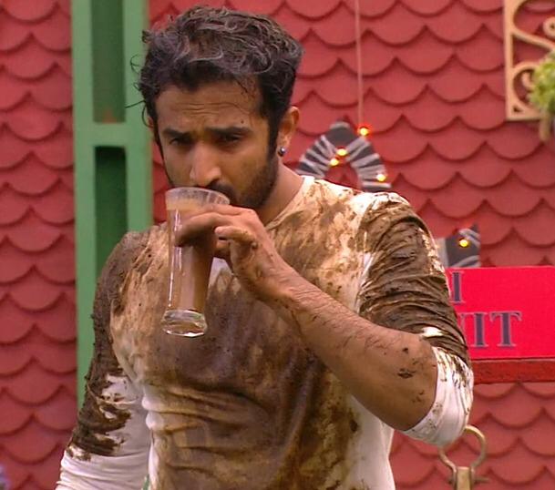 MrBalu1847's tweet photo. Dnt give up Ravi🔥😍
#BB5RealGamerRavi
@anchorravi_offl https://t.co/kpNz6NQNKb