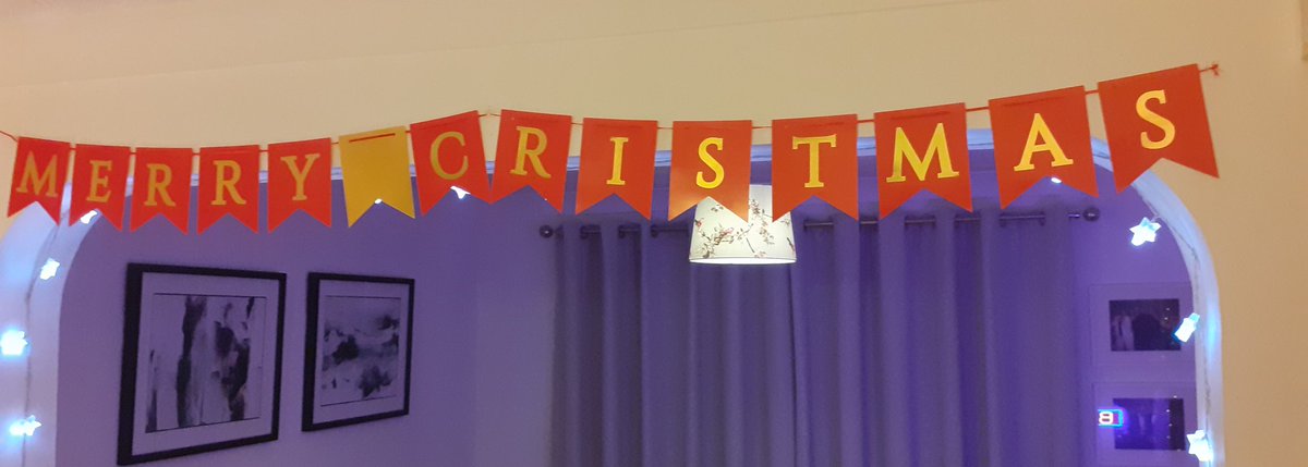 RBacon72's tweet photo. I thought a £1 banner from @Poundland was too good to be true. #xmasfail https://t.co/5KSvIbNAJX