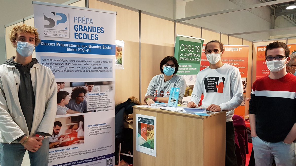 schuman_perret's tweet photo. #Schuman_perret présent au Salon de l'étudiant du #Havre. Merci aux enseignants et étudiants des BTS et CPGE de leur engagement. https://t.co/kg3CJ1t7wY