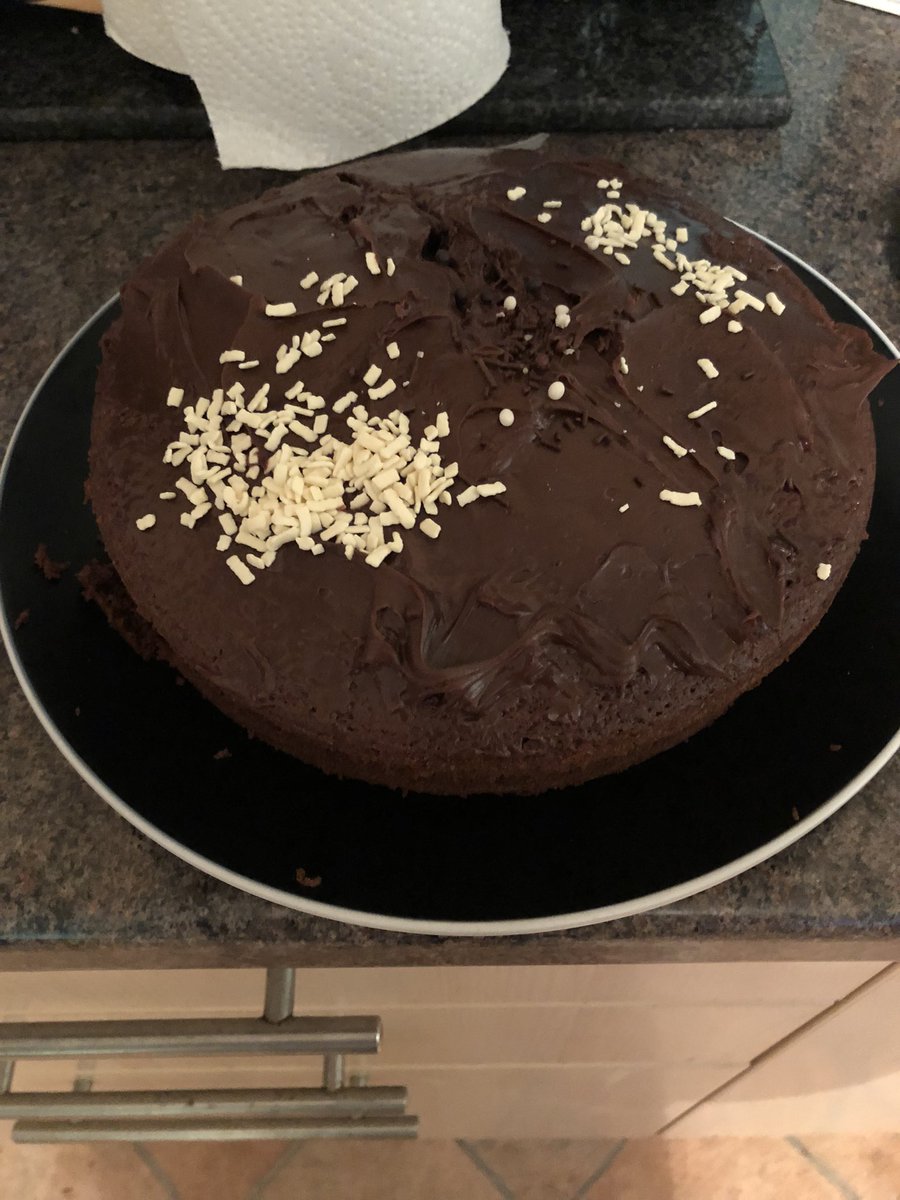AndreaLipinski's tweet photo. Kids own bake off Charlie made the chocolate cake and mollie the muffins https://t.co/oTevUsf7Uc